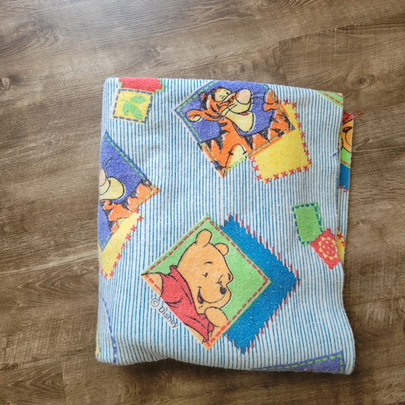 Vtg Winnie the Pooh Tigger Soft Fleece Twin Blanket Disney 80s 90s Bedding - Picture 2 of 8